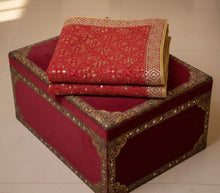 Load image into Gallery viewer, bandhani dupatta,bandhej dupatta,gharchola dupatta,bandhani dupatta online,red bandhani dupatta,bandhani dupatta silk,pink bandhani dupatta,georgette banarasi dupatta,heavy bandhani dupatta,blue bandhani dupatta,green bandhani dupatta,pure silk bandhani dupatta,pure bandhani dupatta,bandhej dupatta online,banarasi bandhani dupatta,navratri dupatta,yellow bandhani dupatta