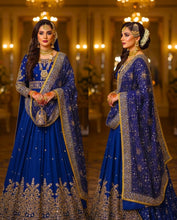 Load image into Gallery viewer, bandhani dupatta online,red bandhani dupatta,bandhani dupatta silk,pink bandhani dupatta,georgette banarasi dupatta,heavy bandhani dupatta,blue bandhani dupatta,green bandhani dupatta,pure silk bandhani dupatta,pure bandhani dupatta,bandhej dupatta online,banarasi bandhani dupatta